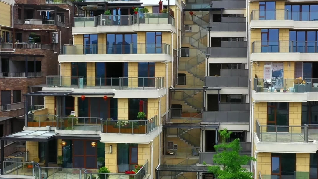 国产乱老熟妇吃嫩草